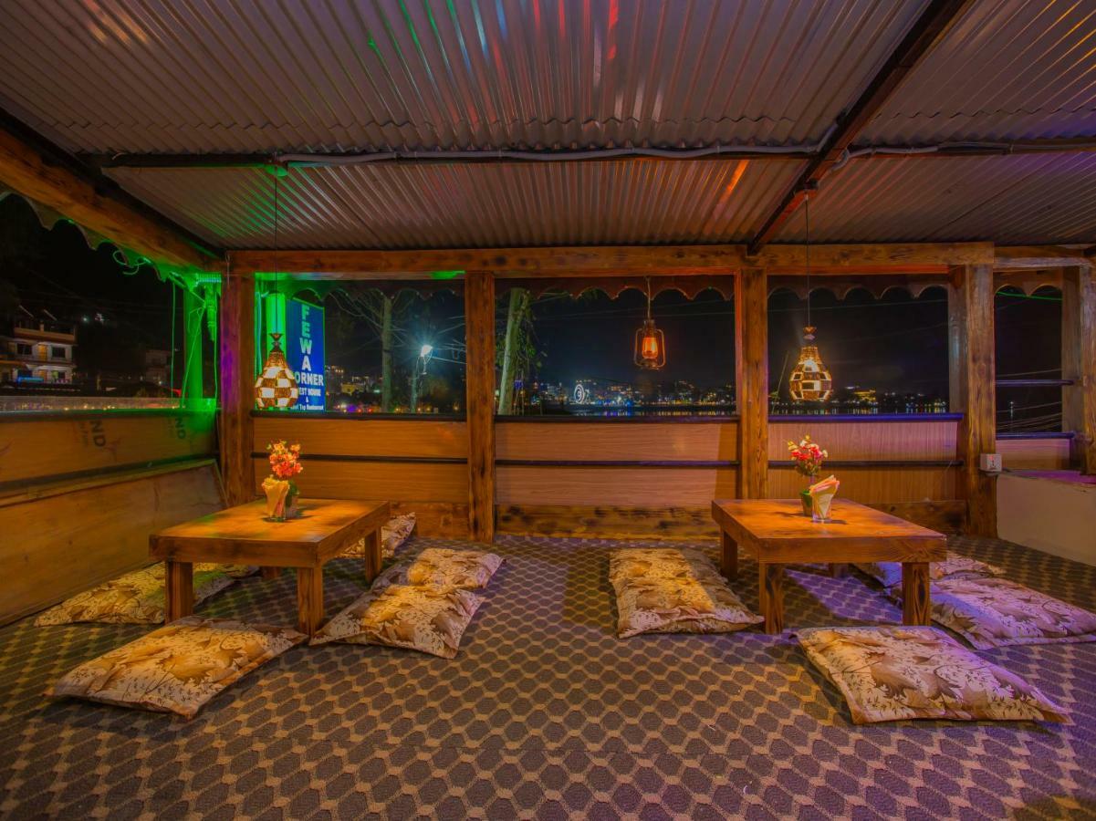Hotel Fewa Corner & Restro Pokhara Zewnętrze zdjęcie